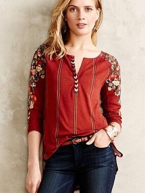 Tiny for Anthropologie Edelweiss Rust Red Embroidered Floral Split-Neck Tee